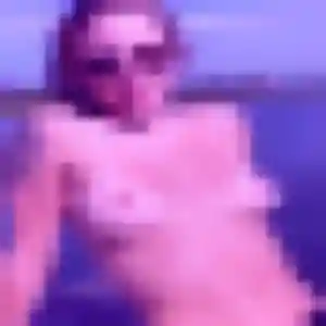 Blanche, fille de 39 ans propose rencontre coquine à Ambilly