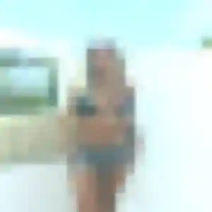 Rejoins Flore, 29 ans à Athis-Mons en privé