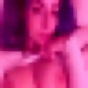 Sandrine, 30 ans, disponible à Aulnoy-lez-Valenciennes pour une rencontre coquine
