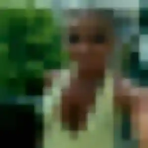 Photo de Florence à Auneau-Bleury-Saint-Symphorien (34 ans) - rencontre coquine discret