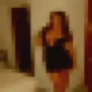 Elena, fille de 37 ans veut rencontre coquine à Aurec-sur-Loire