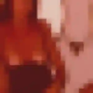Rejoins Marie-Christine, 21 ans à Berre-l'Étang en privé