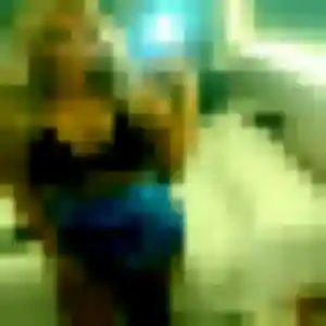 Rose-Marie, 28 ans, en ligne à Bormes-les-Mimosas pour un rencontre coquine