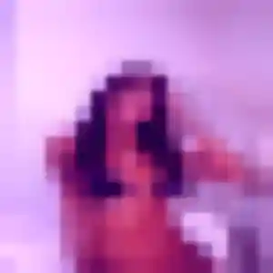 Fanny (23 ans) à Briec cherche un rencontre coquine rapidement