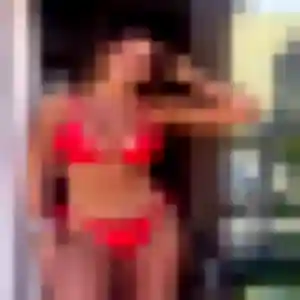 Rencontre Lisa, 19 ans à Carhaix-Plouguer en privé