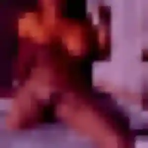 Photo de Vera à Carhaix-Plouguer (29 ans) - rencontre coquine anonyme