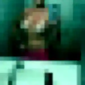 Photo de Eugenie à Chasse-sur-Rhône (33 ans) - rencontre coquine discret