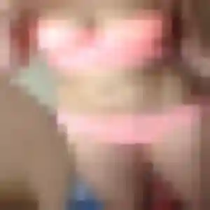 Anne-Charlotte, 40 ans, cherche un rencontre coquine à Châteaugiron