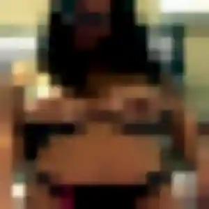 Marie, 20 ans, en ligne à Châtillon pour une rencontre coquine