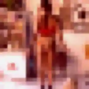 Romane, 20 ans, en ligne à Corbas pour une rencontre coquine