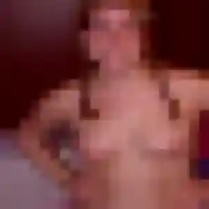 Brunehilde, femme de 22 ans veut rencontre coquine à Déville-lès-Rouen