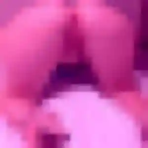 Inaya, 33 ans, en ligne à Dives-sur-Mer pour une rencontre coquine