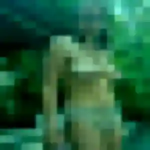Zoe, 21 ans, connectée à Dives-sur-Mer pour un rencontre coquine