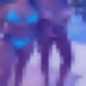 Emmanuelle (28 ans) à Épône attend un rencontre coquine ce soir