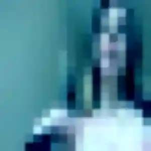 Suzanne, 19 ans, en ligne à Floirac pour un rencontre coquine