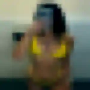 Contacte Ulrike, 32 ans à Fresnes-sur-Escaut en t'inscrivant