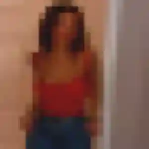 Inaya, 27 ans, cherche un rencontre coquine à Givet
