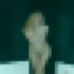 Découvre Leontine, 19 ans à Grand-Santi en privé