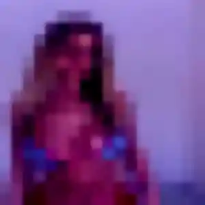 Rejoins Vera, 23 ans à Halluin gratuitement