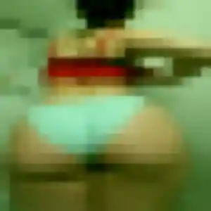 Armelle, fille de 39 ans propose rencontre coquine à Issy-les-Moulineaux