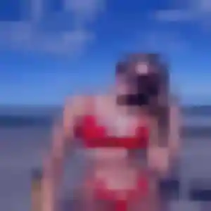 Imane, 21 ans, connectée à La Roche-sur-Foron pour un rencontre coquine