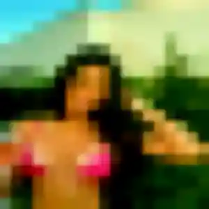 Amira, 28 ans, cherche un rencontre coquine à Le Grau-du-Roi
