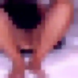 Photo de Huguette à Lyon (33 ans) - rencontre coquine sans inscription