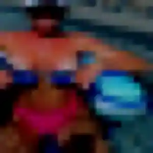 Photo de Ximena à Lyon (42 ans) - rencontre coquine anonyme