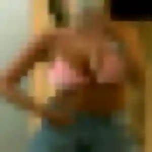Photo de Sofia à Moirans (44 ans) - rencontre coquine gratuit