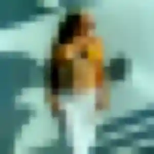 Rym, 29 ans, connectée à Nantes pour une rencontre coquine