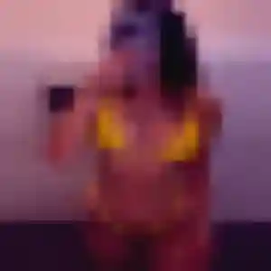 Ariane, 43 ans, en ligne à Pont-Saint-Martin pour une rencontre coquine