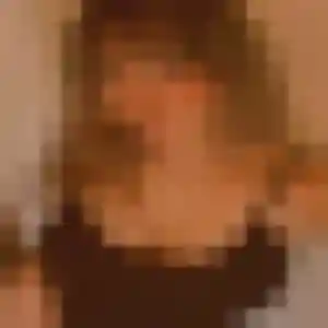 Victoire, 19 ans, disponible à Saint-Cyr-sur-Mer pour une rencontre coquine