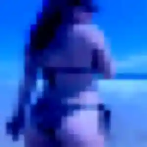 Celia, femme de 37 ans propose rencontre coquine à Saint-Lys