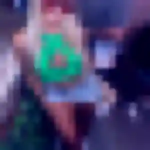 Rejoins Svetlana, 29 ans à Sainte-Maxime en t'inscrivant