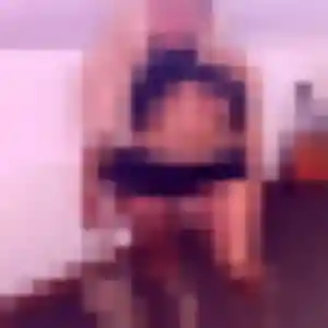 rencontre coquine à Saran : photo de Phoebe, 20 ans - inscription gratuite