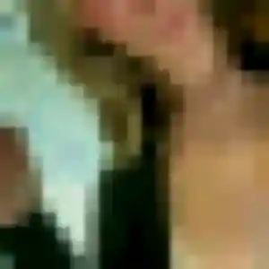 Photo privée de Louise, 29 ans à Sathonay-Camp - plan discret