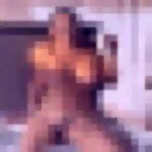 Flavia, 37 ans, connectée à Souleuvre en Bocage pour une rencontre coquine
