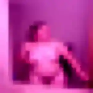 Noemie (34 ans) à Sucé-sur-Erdre cherche un rencontre coquine maintenant