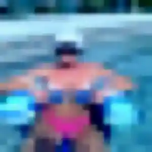 Contacte Roxane, 32 ans à Surzur en privé