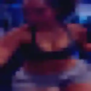 Rejoins Alexandra, 26 ans à Trappes gratuitement