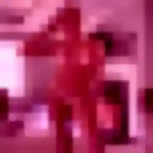Kenza, 32 ans, cherche un rencontre coquine à Trignac