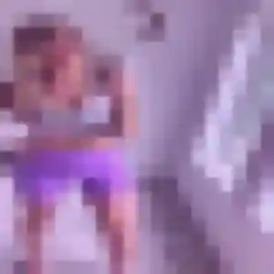 Rejoins Roxane, 19 ans à Tulle gratuitement