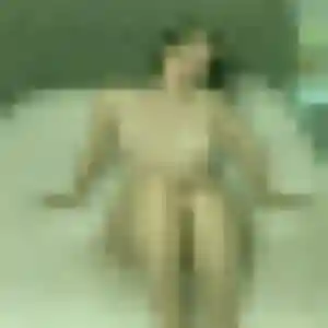 Alice, 22 ans, en ligne à Unieux pour une rencontre coquine