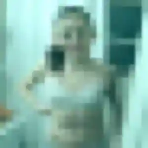 Roxane, 27 ans, en ligne à Veigné pour un rencontre coquine