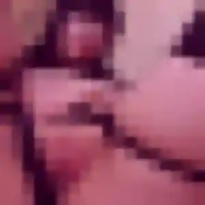 Ornella, 20 ans, connectée à Villebon-sur-Yvette pour une rencontre coquine