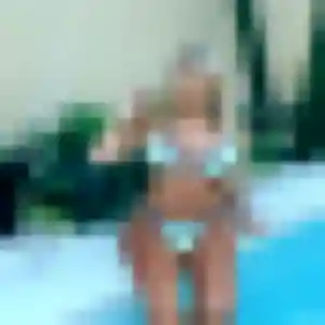Valentine, 32 ans, en ligne à Villeneuve-la-Garenne pour une rencontre coquine